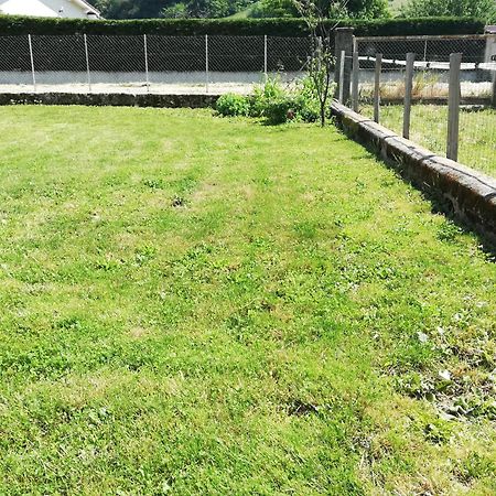 Maison De 100M2 Au Coeur D'Une Pension Equestre Les Sabots De Nina Marcollin Ngoại thất bức ảnh