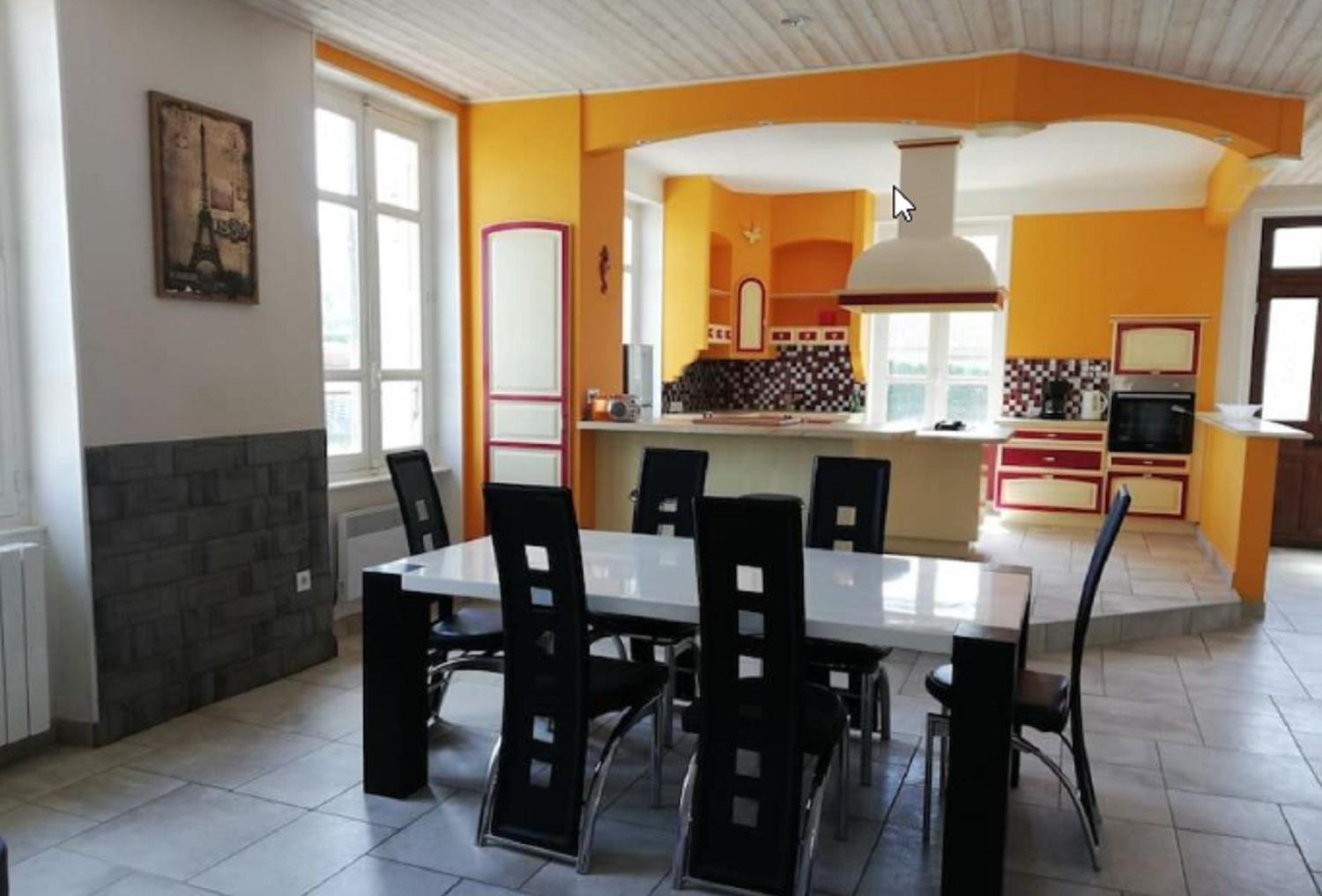 Maison De 100M2 Au Coeur D'Une Pension Equestre Les Sabots De Nina Marcollin Ngoại thất bức ảnh